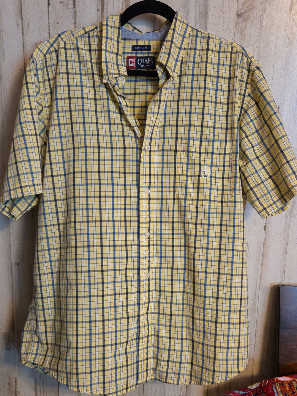 Chaps Men’s Yellow and Blue Plaid Short-Sleeve Button-Down Shirt